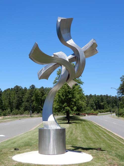 Serenading the Clouds | Public Sculptures by Kevin Robb Studios