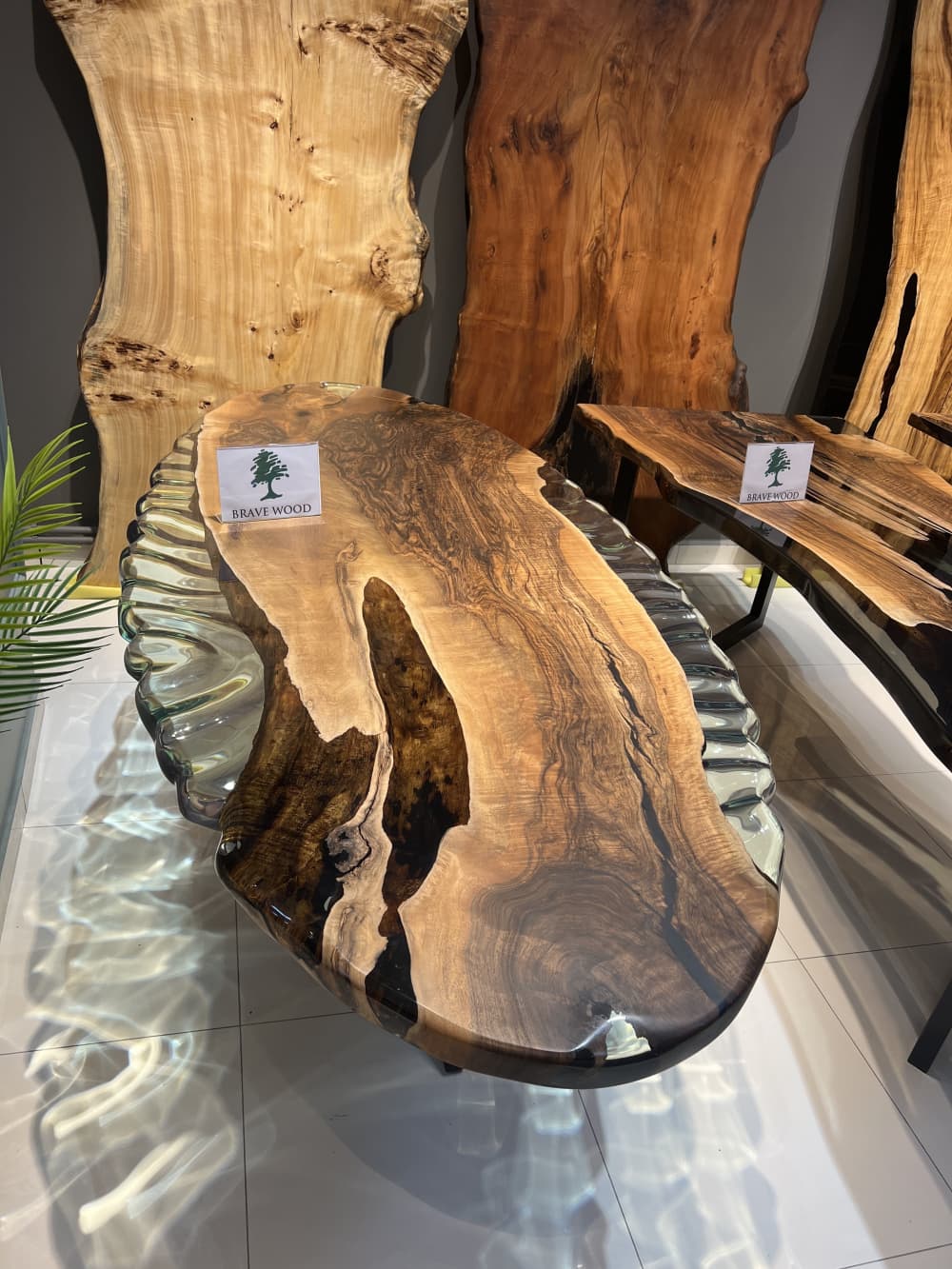 Dining room table, Oval dining table by Brave Wood | Wescover Tables