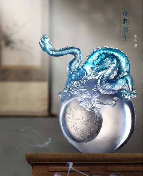 Rise of the Dragon | Sculptures by Lawrence & Scott | Lawrence & Scott in Seattle. Item made of glass