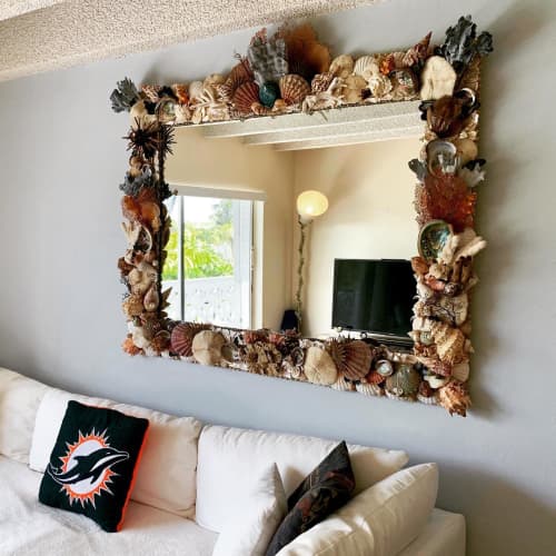 Organic Mirror | Wall Sculpture in Wall Hangings by Christa Wilm. Item made of glass