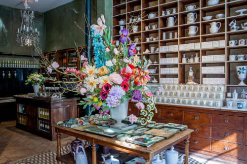 Custom Flower Arrangement | Floral Arrangements by The Green Vase by Livia Cetti | Astier de Villate in Paris