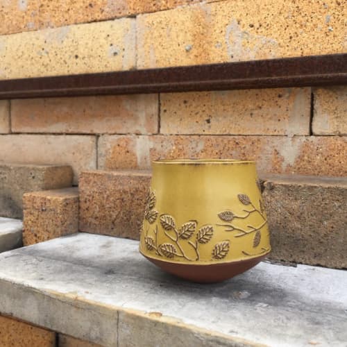 Leafy mug | Cups by Sarah Pike Pottery