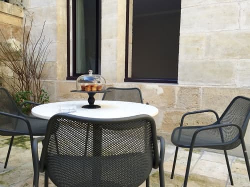 Pedestal Large Cake Stand | Serving Stand in Serveware by Tina Frey | Yndo Hotel in Bordeaux. Item made of synthetic