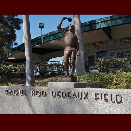 Rob Redux Statue | Sculptures by Lawrence Noble | De Deaux Field, University of Southern California in Los Angeles