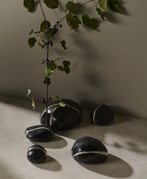 6 Pebbles | Sculptures by Lauren HB Studio