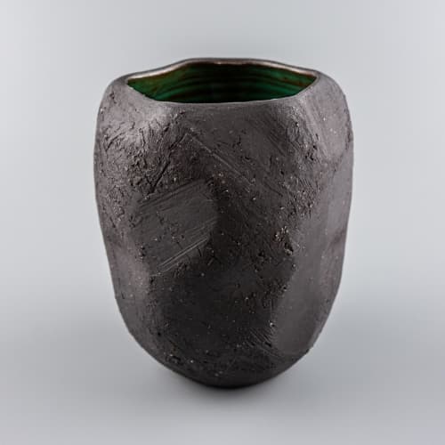 Handmade Vase Zelimea Zeus | Vases & Vessels by Svetlana Savcic / Stonessa. Item made of stoneware works with minimalism & modern style