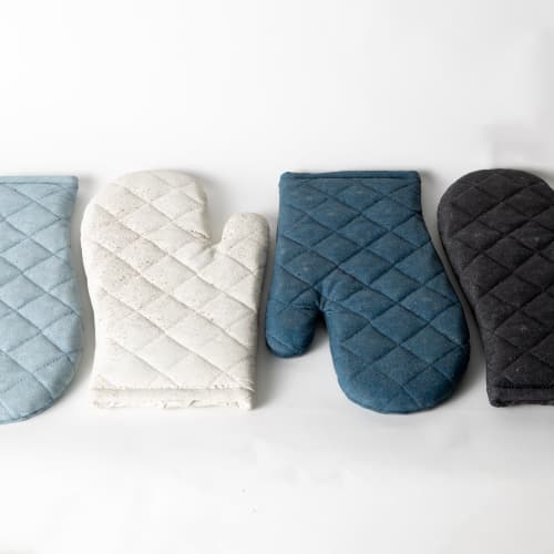Oven Mitt Trivets | Serveware by Pretti.Cool