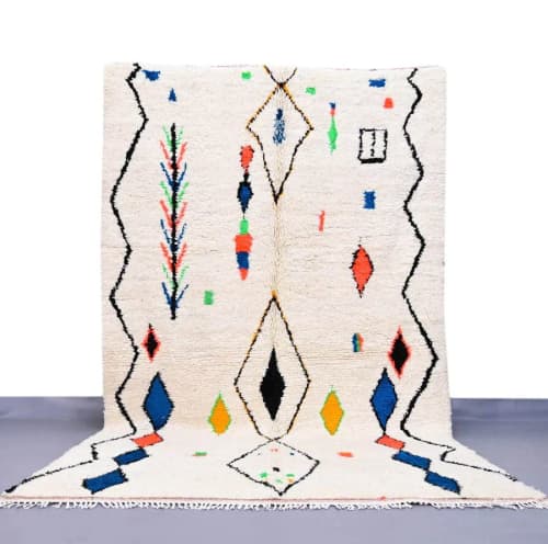 Amazing Azilal rug Moroccan handmade berber rug | Area Rug in Rugs by Benicarpets