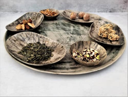 Large Handmade Ceramic Serving Platter | Serveware by YomYomceramic