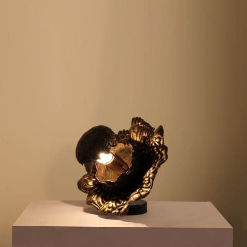 Celeste Petal Table Lamp | Lamps by Home Blitz. Item made of metal