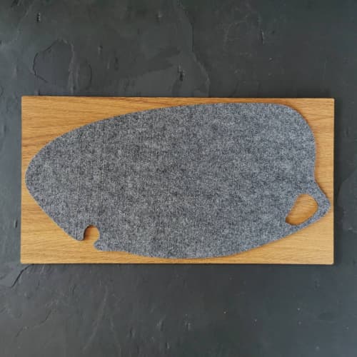 Oak wood and grey felt serving tray "Pond" for snacks, 1 pc. | Placemat in Tableware by DecoMundo Home. Item composed of oak wood and fabric in minimalism or modern style