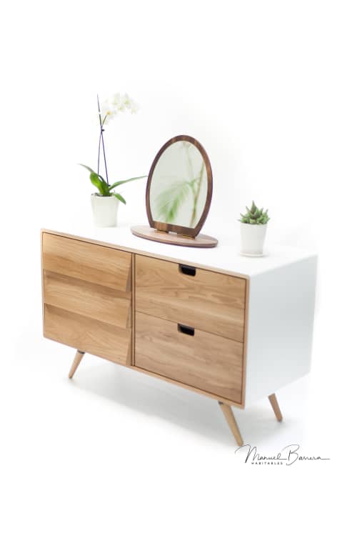 Vanity Mirror, Table Mirror in Oak or Walnut | Decorative Objects by Manuel Barrera Habitables