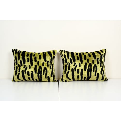 16" x 23" Set Tiger Motif Ikat Velvet Pillow Cover, Pair | Sham in Linens & Bedding by Vintage Pillows Store. Item made of cotton & fiber