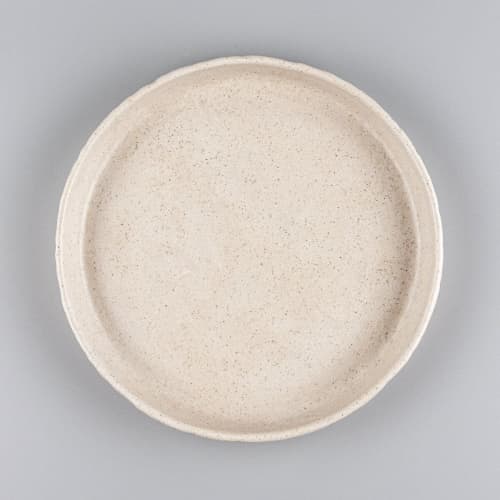 Plate Neles Beige | Dinnerware by Svetlana Savcic / Stonessa. Item composed of stoneware