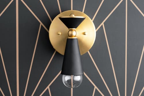 Art Deco Sonce - Black and Brass Sconce - Model No. 8393 | Sconces by Peared Creation. Item made of brass