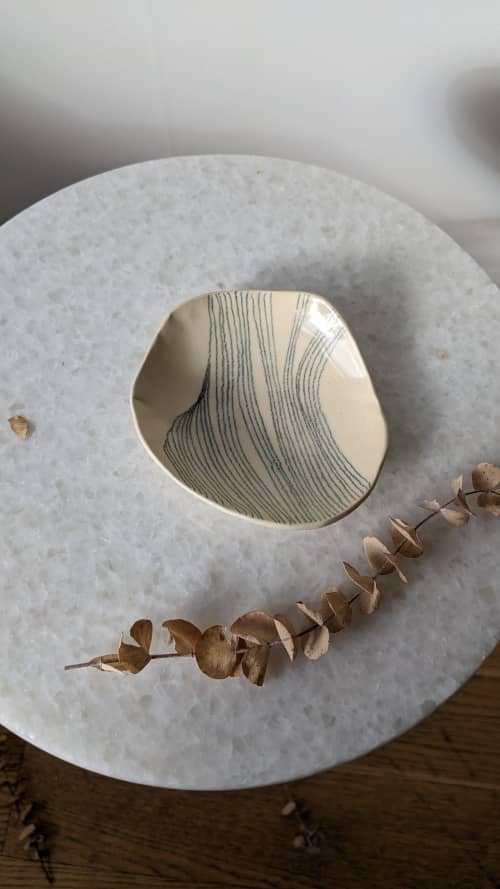 Treasure dish | Decorative Tray in Decorative Objects by TinyDogCeramics. Item composed of ceramic
