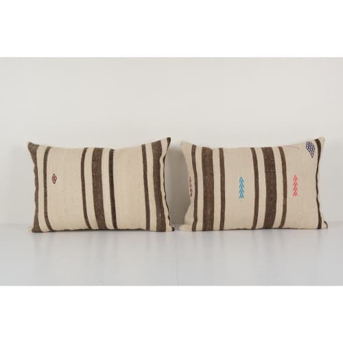 Vintage Hemp Turkish Kilim Pillow, Set of Two Vintage | Sham in Linens & Bedding by Vintage Pillows Store. Item made of cotton with fiber