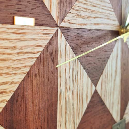 Handcrafted Oak Mahogany Marquetry Wall Clock, Silent Minimalist Design, Scandinavian Home Accent | Decorative Objects by Vesta Corte
