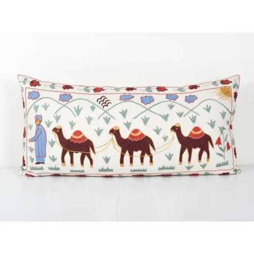 Tashkent Suzani Animal Bedding Pillow Case Made from a 19th | Cushion in Pillows by Vintage Pillows Store