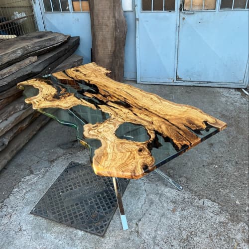 Custom Order 2 pieces 19×19 Olive Wood Clear Epoxy Table Top and