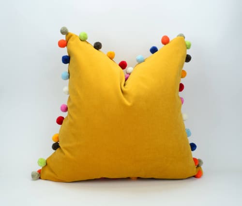 pom pom pillow // jumbo pom pom pillow // velvet pom cushion | Pillows by velvet + linen