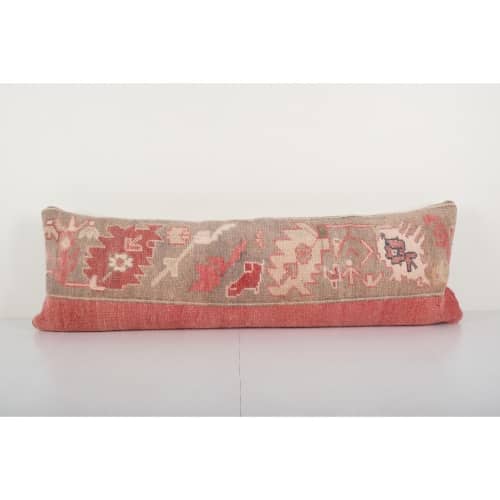 Vintage rug outlet pillows