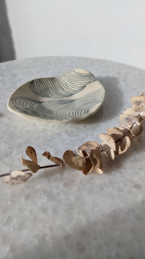 Jewelry dish | Decorative Tray in Decorative Objects by TinyDogCeramics. Item made of ceramic