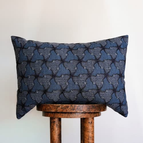 Navy Linen with Silver Stars Lumbar Pillow 14x20 | Pillows by Vantage Design