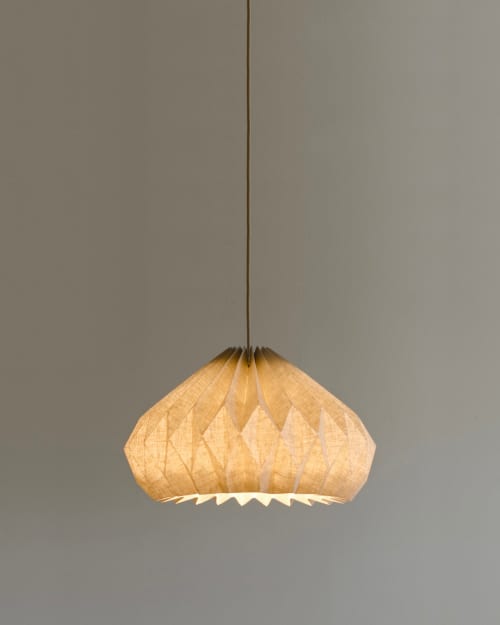 Misaki 02 | Medium | Pendants by La Loupe