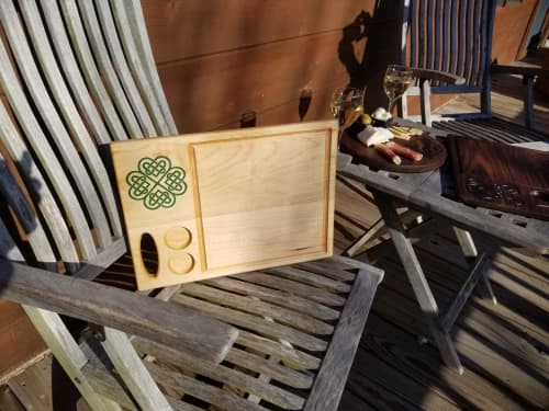Maple Wooden Cutting Board | Serveware by Carlberg Design. Item made of maple wood works with minimalism & contemporary style
