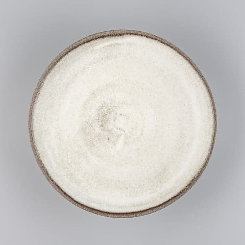 Plate Agala Snow | Dinnerware by Svetlana Savcic / Stonessa. Item made of stoneware