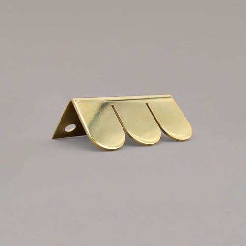 Sweep Edge Pull | Work by Hapny Home