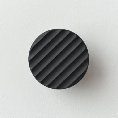 Sequence coat hook - Fluted | Hardware by Misewell