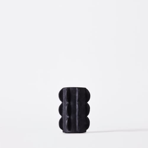 Arcissimo Vase Black Small | Work by District Loom
