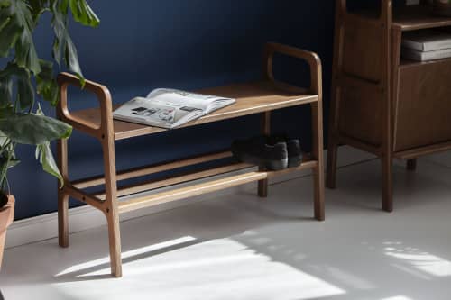 Mid-century entryway bench, Shoe storage by Plywood Project