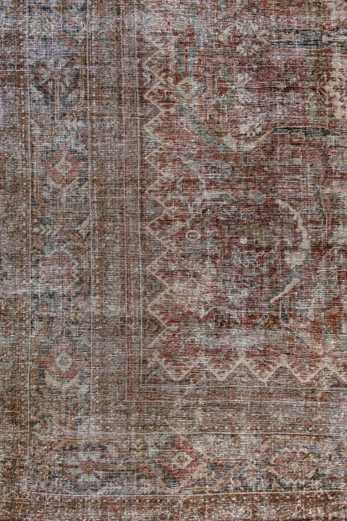 Arwan | 7'10 x 10'8 | Area Rug in Rugs by Minimal Chaos Vintage Rugs