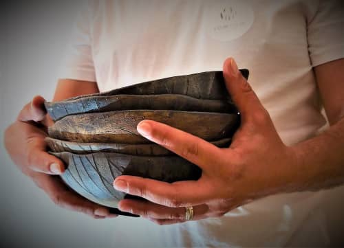Ceramic deep bowl for salad, soup or pasta | Dinnerware by YomYomceramic. Item composed of ceramic