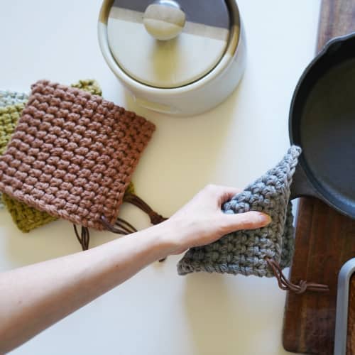 Pot Holder [Cord Strap] | Tableware by Keyaiira | leather + fiber. Item made of cotton with fiber
