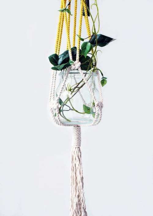Sun-Crowned Botanical Plant Hanger — Top-Dyed Hand-Knotted Fiber Art | Plants & Landscape by Freefille