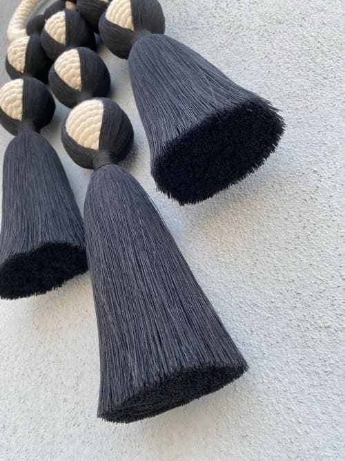 Large Black & Cream Macrame Wall Hanging, Boho Fiber Art Decor, Handwoven Cotton Rope Wall Art, Modern Tassel Wall Hanging | Wall Hangings by İnanç Yılmaz