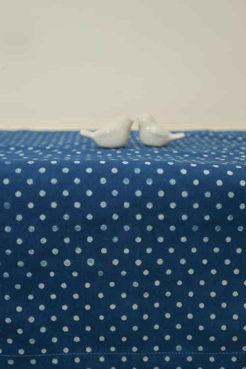 Neel Speckle Tablecloth | Linens & Bedding by Ninéh