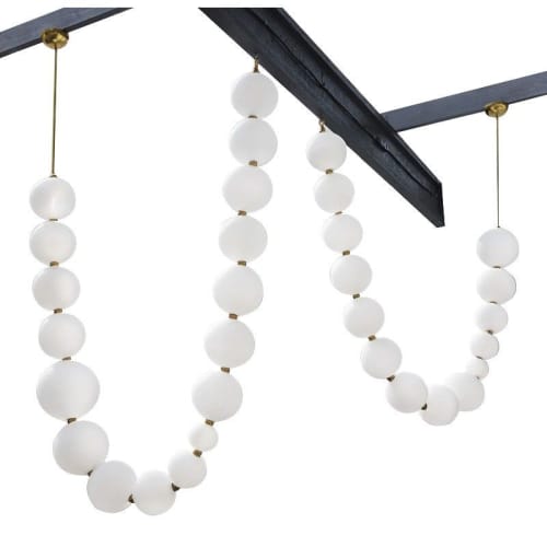Alan Mizrahi AL0120 Perles necklace | Chandeliers by Alan Mizrahi Lighting Design
