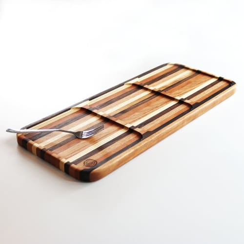 Tray – mixed reclaimed wood – 20 x 8 in (Price taxes include | Serving Tray in Serveware by Slice of wood / Tranche de bois