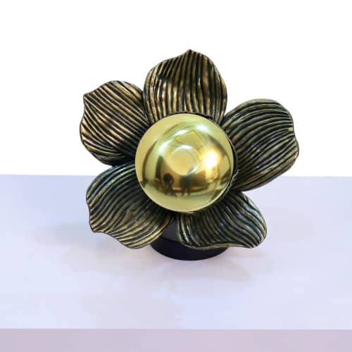 Celeste Flower Table Lamp | Lamps by Home Blitz. Item made of metal compatible with modern style