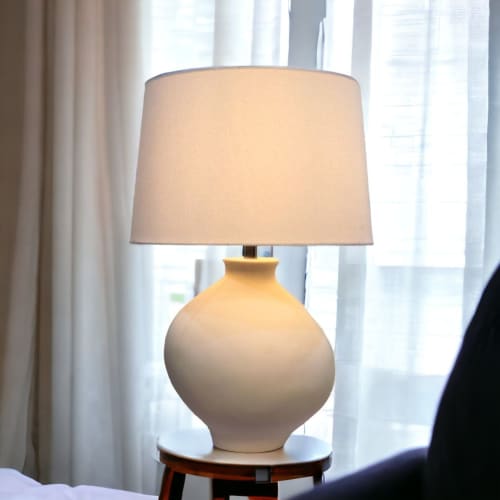 Krug Oval Table Lamp | Lamps by Home Blitz. Item made of cotton with ceramic works with contemporary & modern style