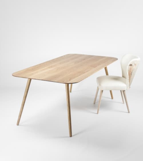 White Solid Oak Dining Table | Tables by Manuel Barrera Habitables. Item made of oak wood