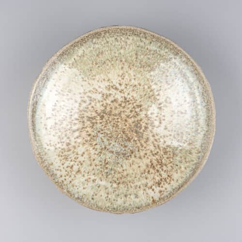 Plate Eucia Vanilo | Dinnerware by Svetlana Savcic / Stonessa. Item composed of stoneware