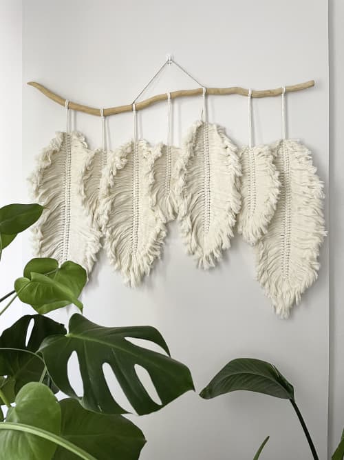 Neutral Shaggy Macrame Feathers/Leaves | Macrame Wall Hanging in Wall Hangings by Damla. Item made of cotton works with boho style