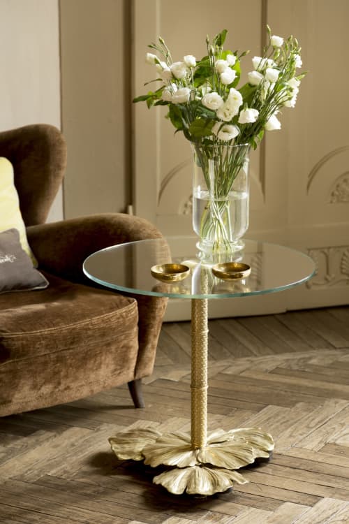 Ginkgo biloba 01 | Side Table in Tables by Bronzetto. Item composed of brass & glass