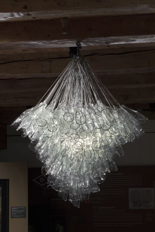 prendre fonction | Sculptures by Eric Sauvé | Maison Saint-Gabriel in Montréal. Item composed of metal and glass